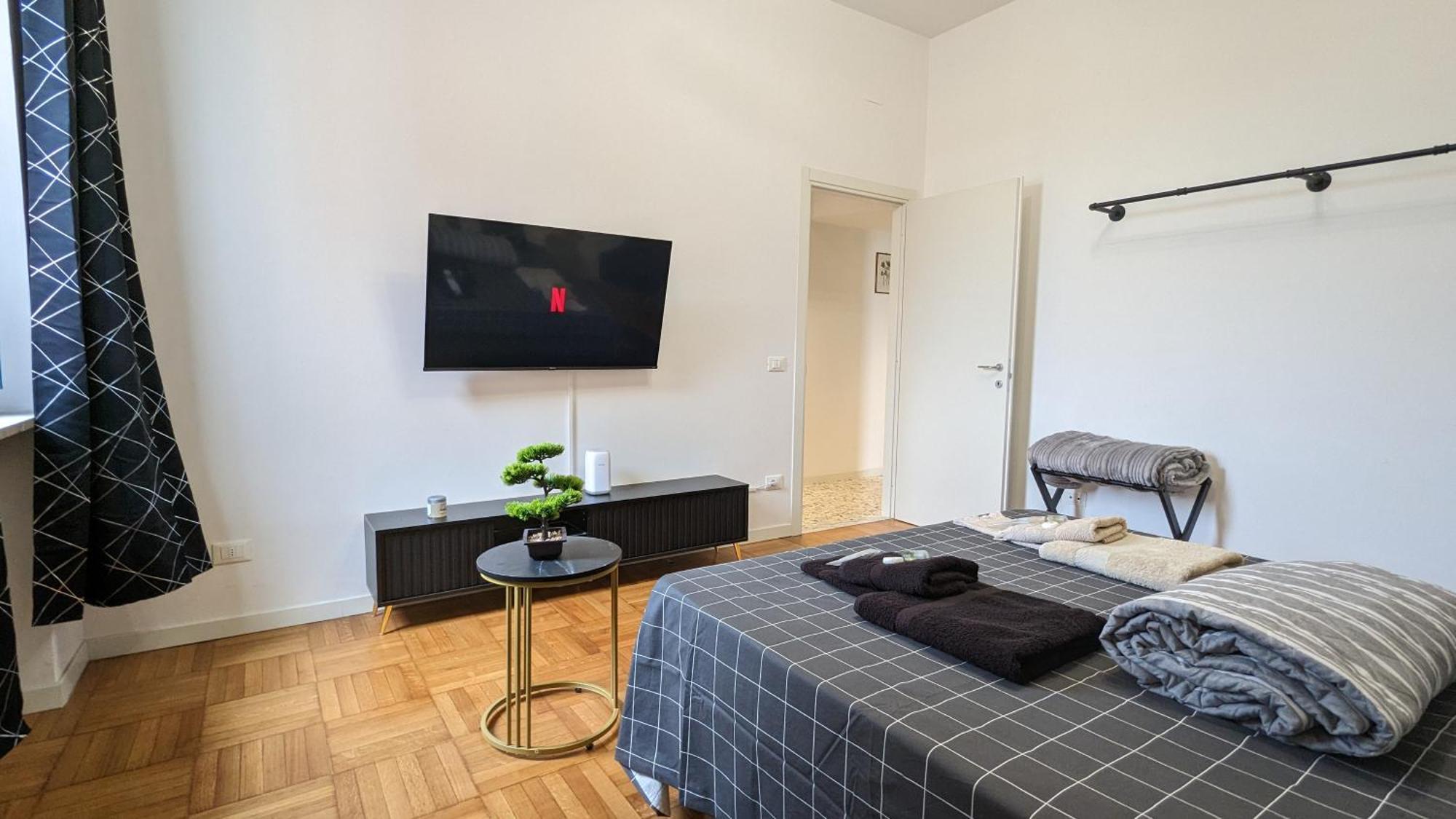 With Free Parking 15 Minutes Walk From Arena Apartment